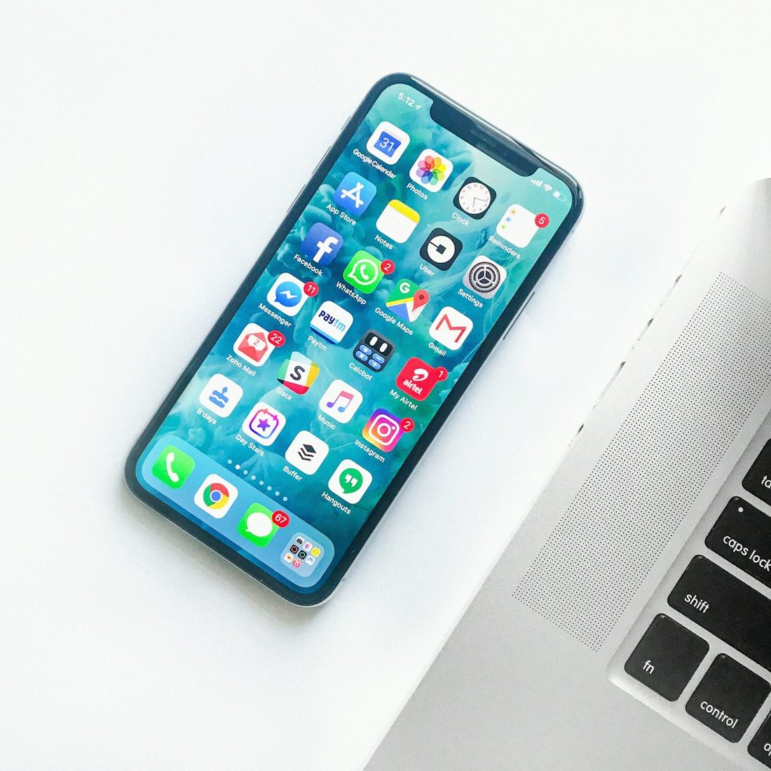 超凡国际 APP 赛程与赛事列表界面示意